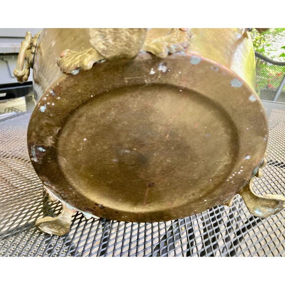 Antique Large Hand Hammered Brass Cachepot/ Jardiniere Planter Three Lion Mounts - Picture 7 of 9